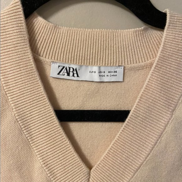 Zara Sweater vest - Picture 2 of 3